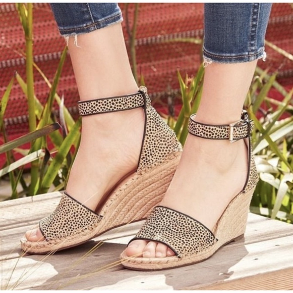 Vince Camuto Leera Espadrille Wedge Cow Hair Cheetah Print Size 10